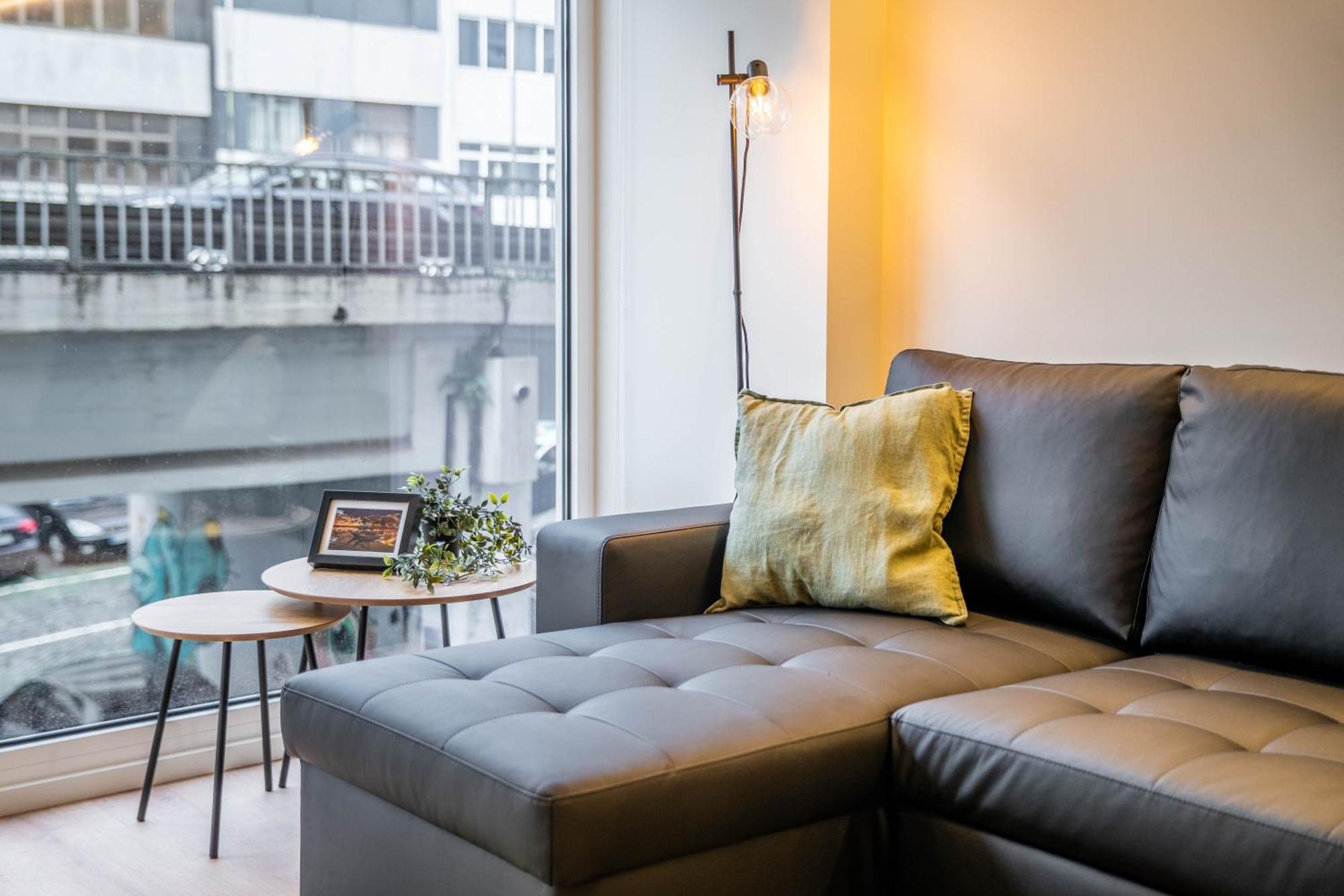 Trindade Bliss: 1Br W/ Free Parking By Lovelystay Porto Exterior foto