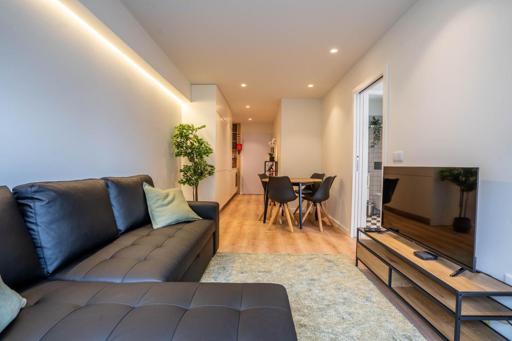 Trindade Bliss: 1Br W/ Free Parking By Lovelystay Porto Exterior foto